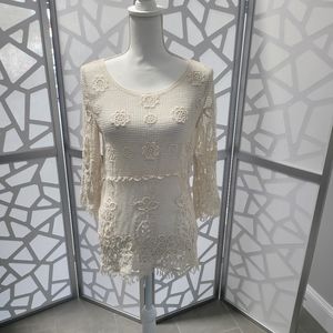 💙EUC  BEAUTIFUL PHASE ONE CROCHET COVER UP TOP